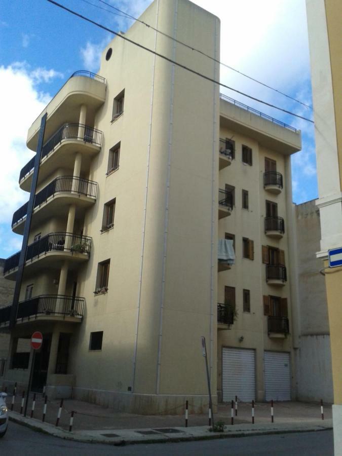 B&B Gvs Trapani Bagian luar foto